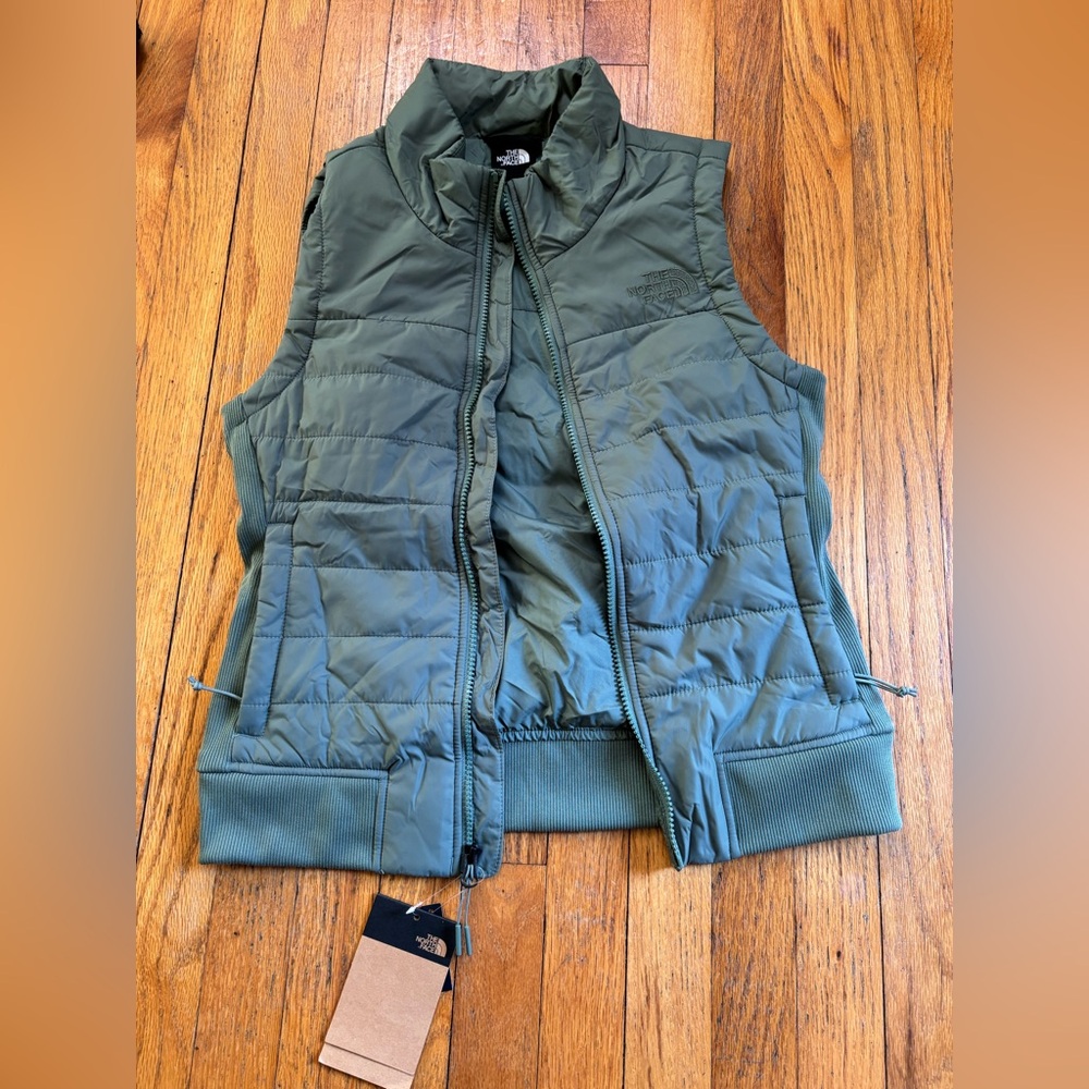 The North Face Women's Retro Olive Quilted Vest NWT